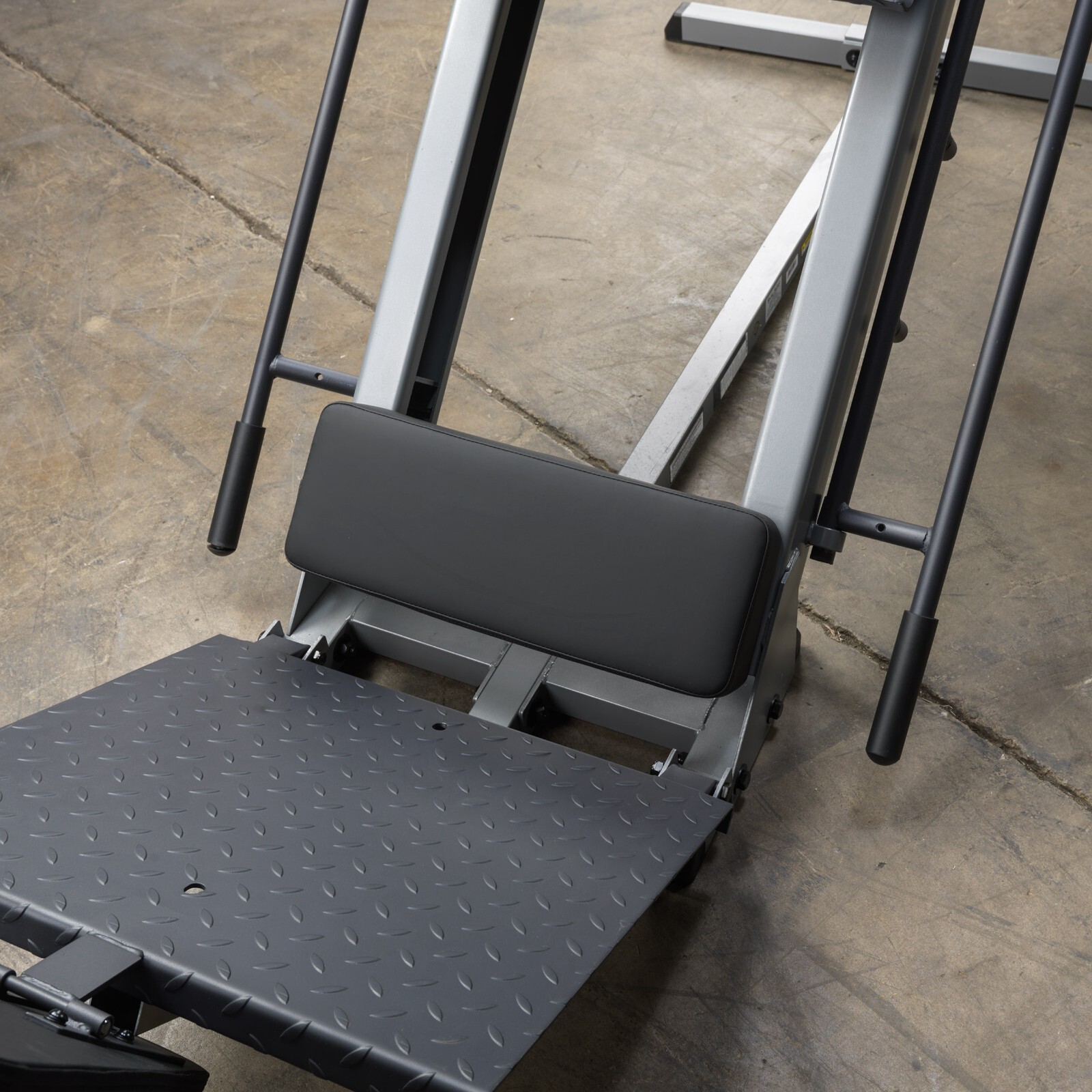 Leg Press Hack Squat Machine GLPH1100B BODY SOLID Gym Equipment BLACK FRAME