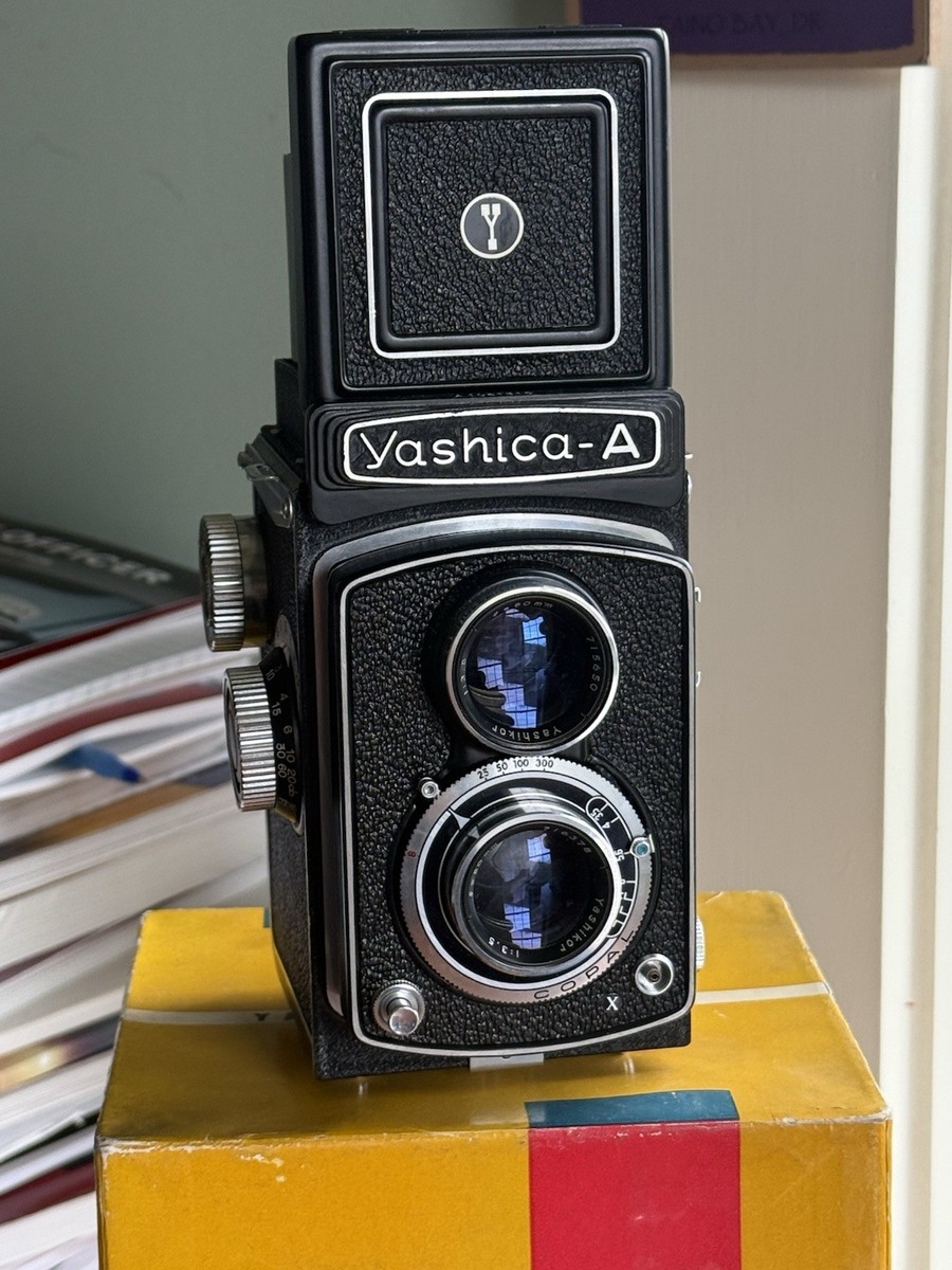 ヤシカ二眼レフ　YASHICAFLEX 6x6 TLR FILM CAMERA ⭐️Yashica Yashicaflex Model A TLR 6x6 Film Camera w/Case & Box