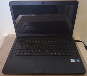 HP compaq presario cq57 Notebook  Hewlett Packard 15,6" Display ( 2000 )