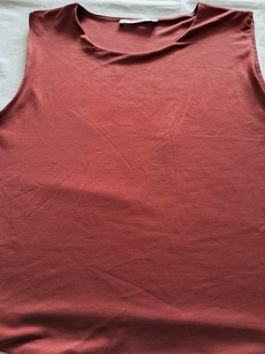 Terranova- Blusen-Shirt- Ärmellos-Slim-Kurz- Bordorot-Seidenglanz- Größe L-Neu