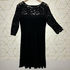 Karen Kane Black Lace Skater Dress Large Fit Flare Knee Length A-Line Cocktail