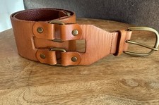 Gap Honey Brown Leather Belt Women's Size Medium Gold Tone Buckle