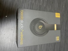 Beats Studio3 Black Gold Wireless Headphones