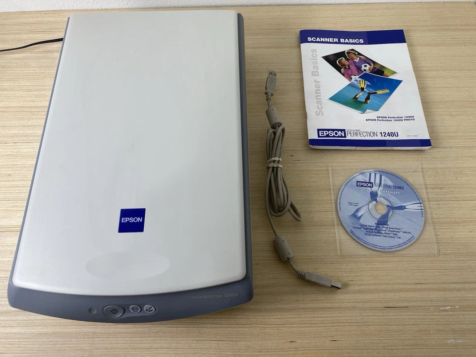 Epson Perfection 1240U Flatbed Scanner W/ USB Cable, Manual & Software- Tested - Image 2 of 4