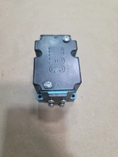MAC VALVES INC 6332D-000-RA / 6332D000RA (USED)