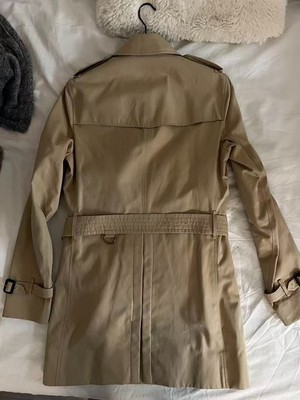 Brand New Burberry Heritage Sandringham Med Trench Coat,Honey