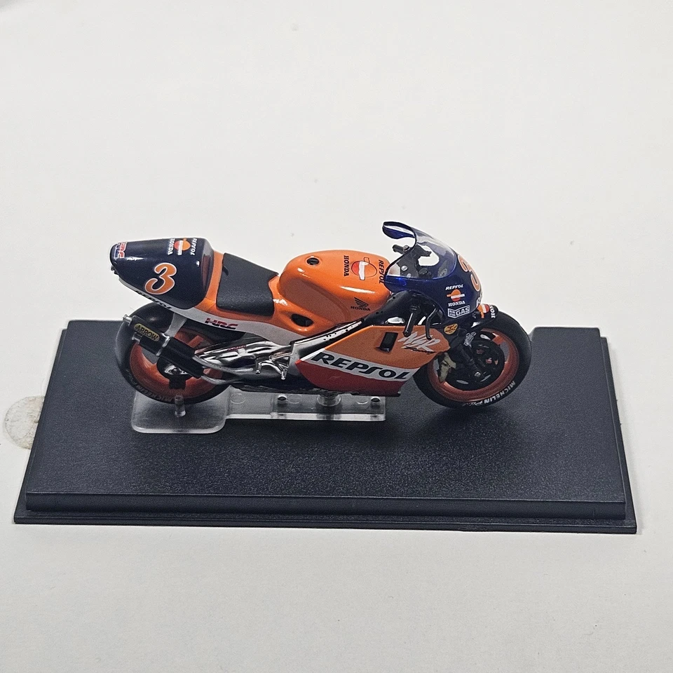 Atlas Deagostini 1:24 Honda NSR500 Alex Criville 1999 Modelo Moto Moto Foto 3 de 4