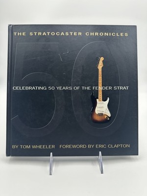 The Stratocaster Chronicles 50 Years Fender Strat Book + CD Eric Clapton HC