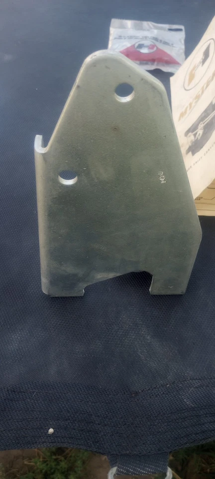 NOS 1955 - 1963 雪佛兰和 1958 - 1963 庞蒂亚克赫斯特变速器联动。 — 第 3/4 张图片