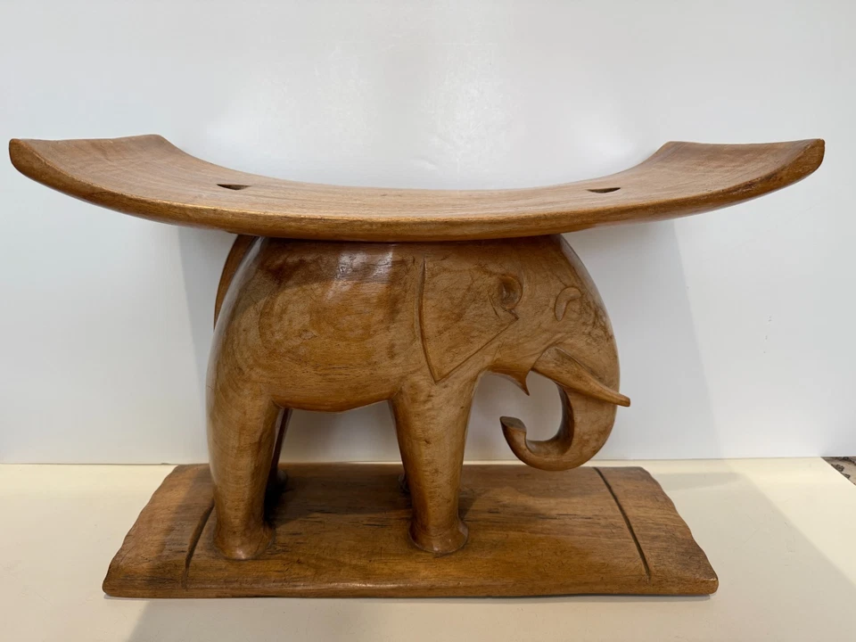 Taburete/banco de elefante de madera tallado a mano - 21,5” x 10,25” x 15,5” H-Excelente Foto 2 de 4