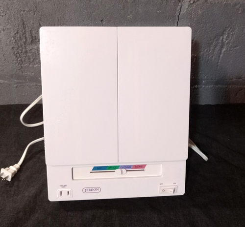 Jerdon JGL9W Specchio Trucco Bianco Tri-Fold Due Lati Illuminato Ingrandimento 5x