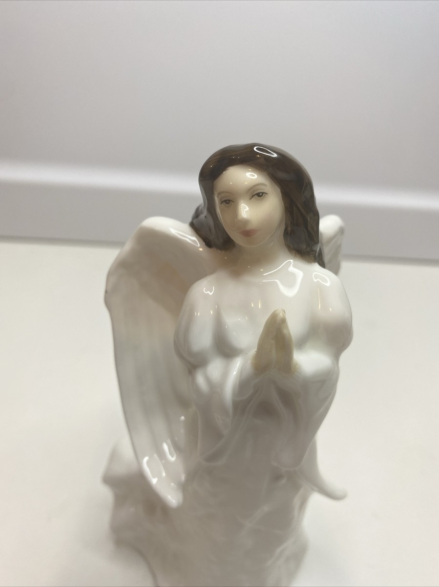 familiar レア Royal Doulton Christmas Angel Figurine (6 In.) Sentiments