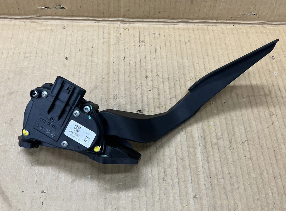 ✅2007-2013 Chevy GMC Silverado Sierra Tahoe Yukon Gas Accelerator Pedal 25832864 - Image 2 of 4