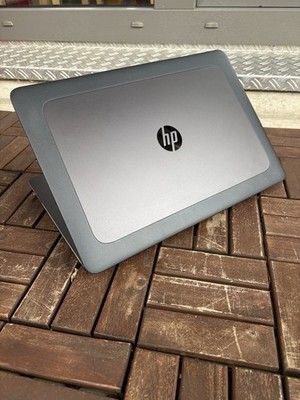 laptop HP ZBook 15 G4 i7-7700HQ 8 GB SSD 256 GB 15.6''Full HD Nvidia M2200 4 GB