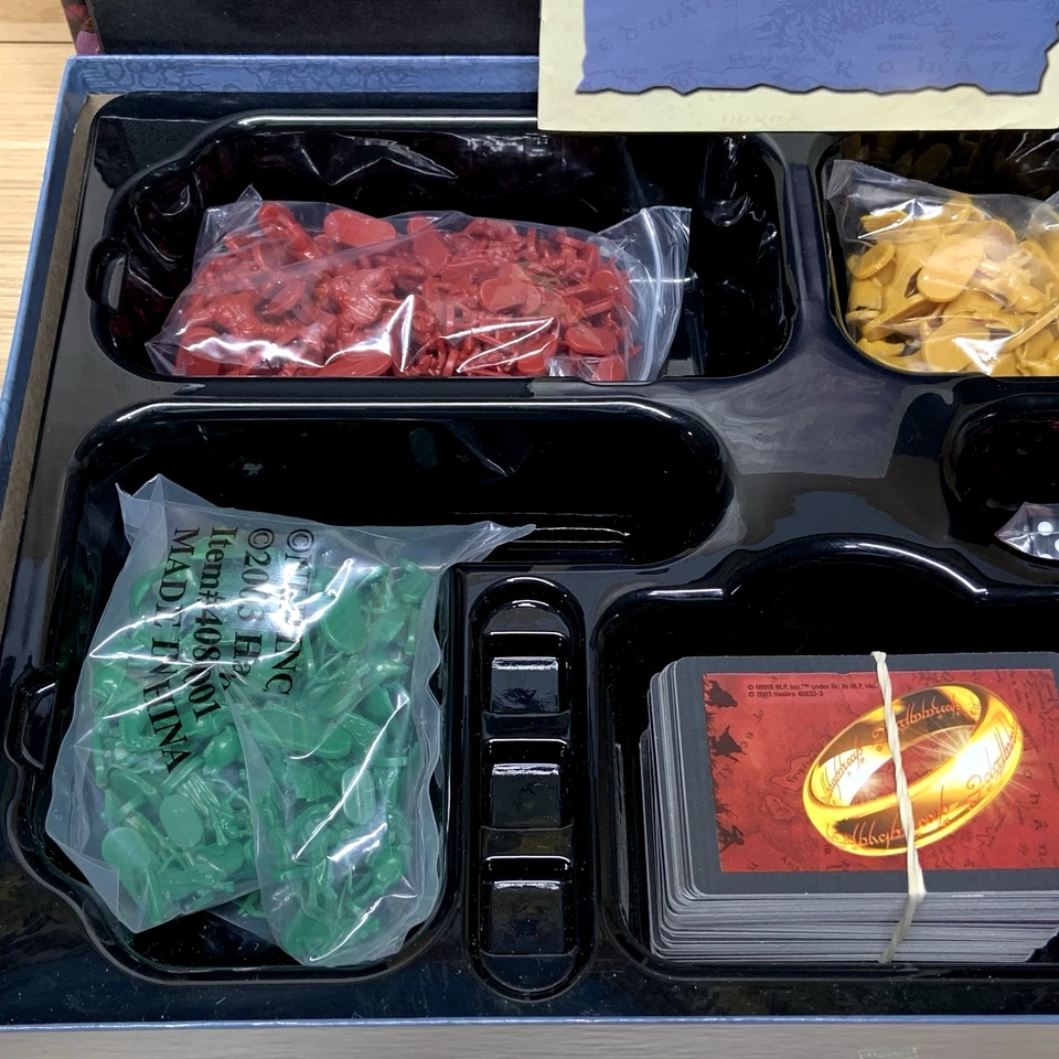Risk Lord of the Rings Trilogy Edition 2003 – Missing Ring, 2 Sealed Army Bags - Image 4 of 4