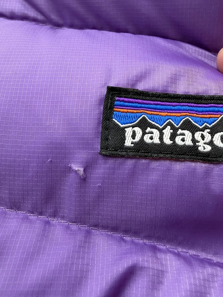 Chaleco Patagonia Niñas XXL 16-18 Púrpura Plumón Suéter Acolchado Bolsillos con Cremallera Foto 3 de 4