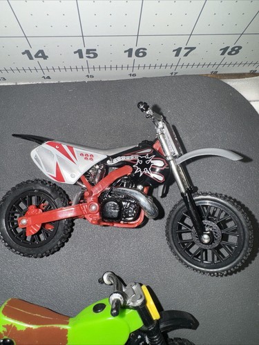 MAISTO HARLEY DAVIDSON MOTORCYCLES LOT OF 12 Bikes Different Scale Vintage - Picture 12 of 24