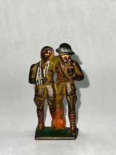 Grey Iron Barclay G105 D27 Toy Soldier Doughboy Supporting Wounded Soldier