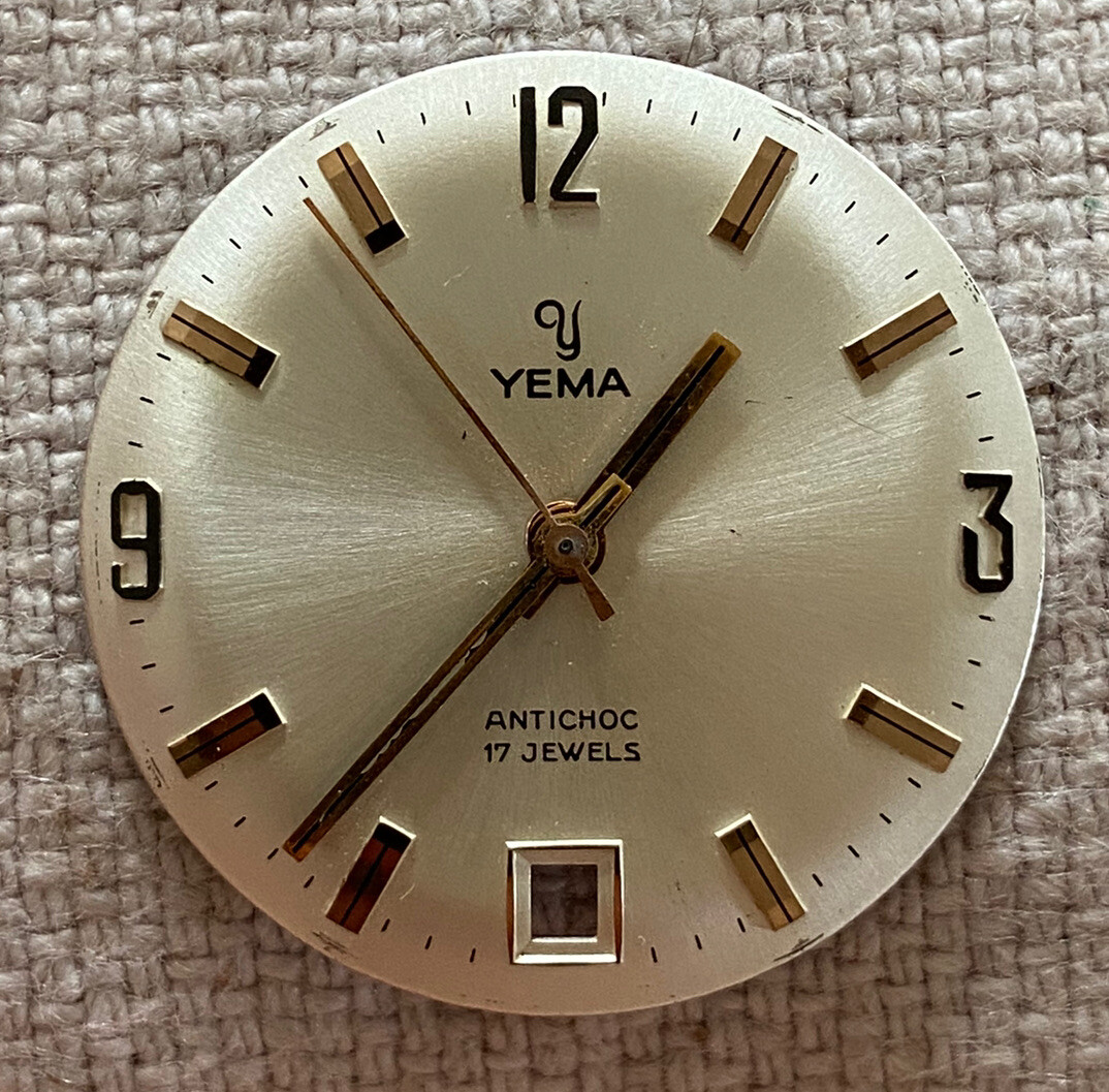 Cadran De Montre YEMA Mécanique - Fond Rouge, Diamètre 27,97 Mm, Pièce Vintage Pour Collection Ou Réparation