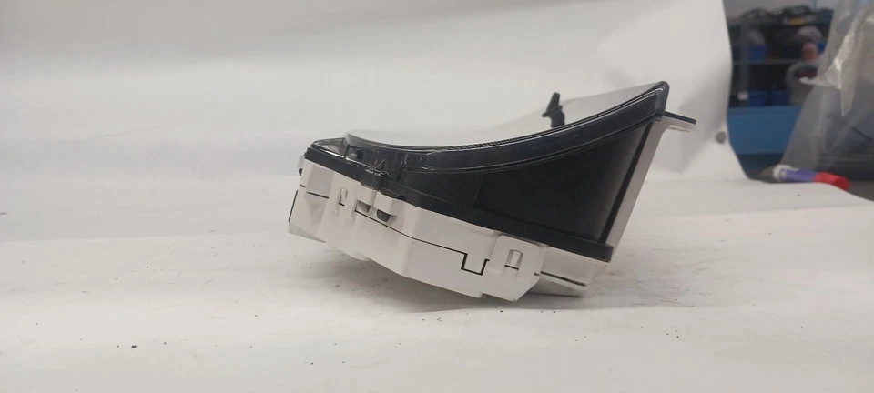 Velocímetro Suzuki Vitara '03 OEM 95K millas ¡1 año de garantía!! Foto 3 de 4