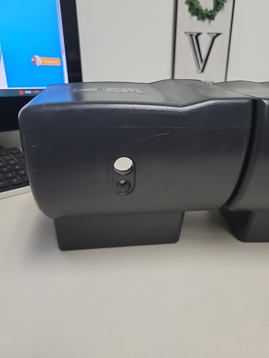 Reebok 5500c Treadmill Left Right Rear Endcaps (96)