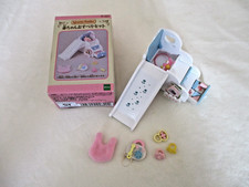 SYLVANIAN BNIB NURSERY BEDROOM SLIDE JAPANESE SET - BOXED - IMMACULATE CONDITION