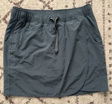 Medium "Patagonia" Women's Skort Wrap Skirt w/Pockets and Drawstring EUC GRAY
