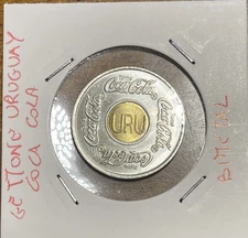 URUGUAY COCA COLA BIMETAL DISTRIBUTOR TOKEN