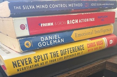 4 Book Lot! - Think/Grow Rich, Emotional Intelligence, Silva Method, Negotiation