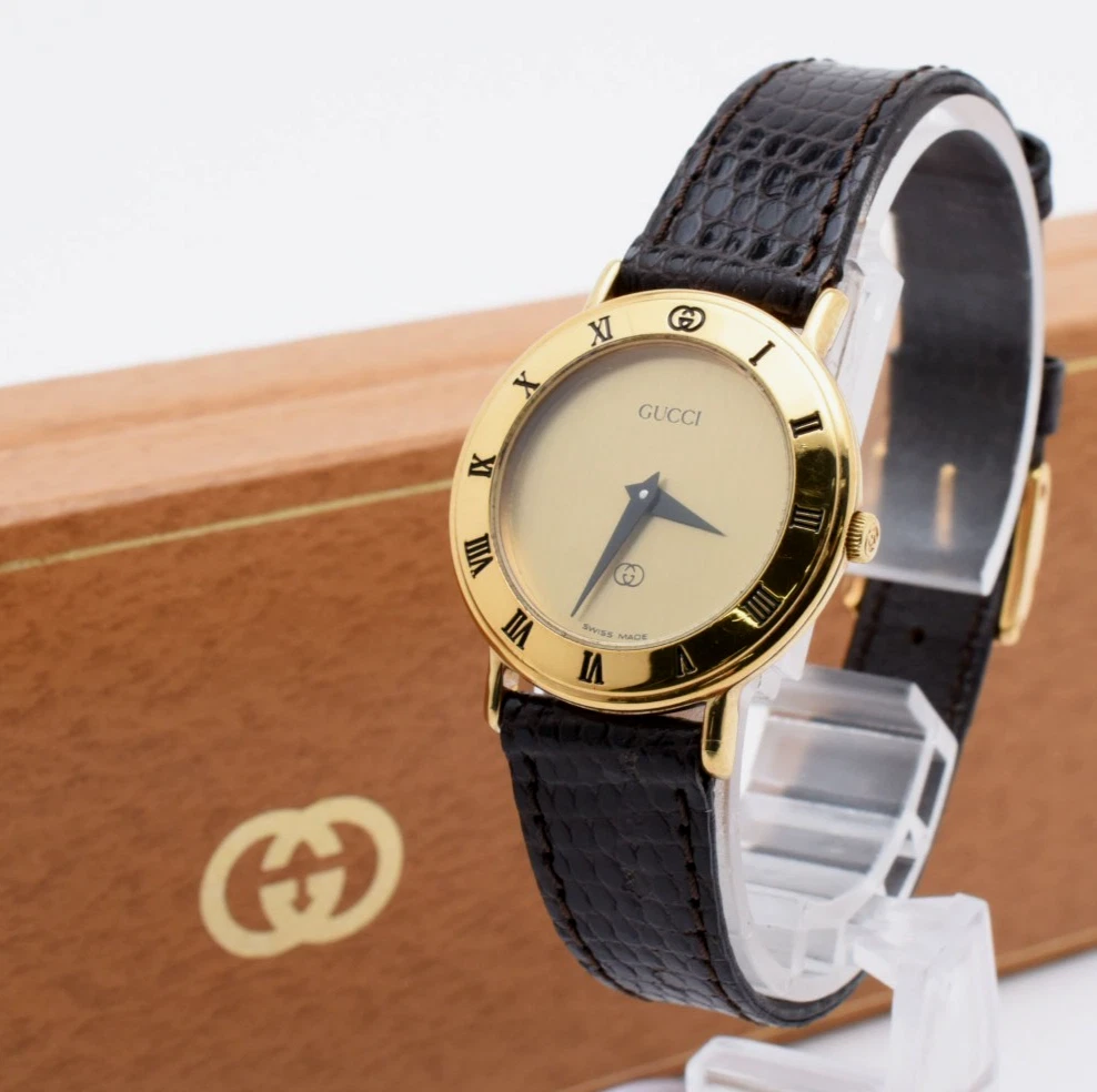 時計 OLD GUCCI leather belt watch Vintage Gucci Watch With Leather Strap - Etsy