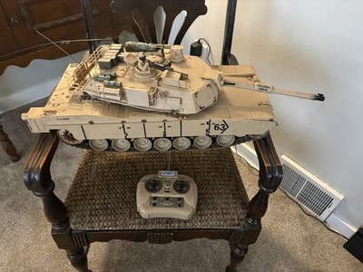 Hobby Engine 1:16 Scale M1A1 Abrams Tank Untested