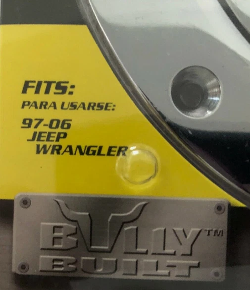 BULLY GAS FUEL DOOR CHROME PLATED LOCKING FITS JEEP WRANGLER 97-06 EASY INSTALL Foto 2 de 3