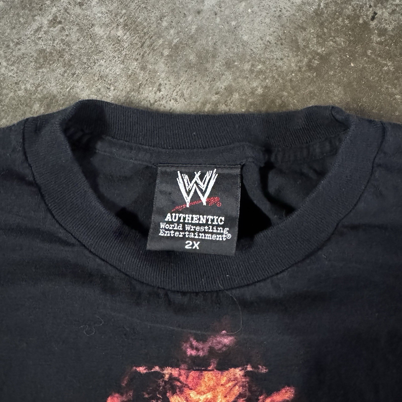 2007 WWE Undertaker Hells Gate Flame Graphic Shir… - image 5