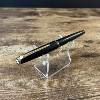 MontBlanc Classic Fountain Pen f Nib
