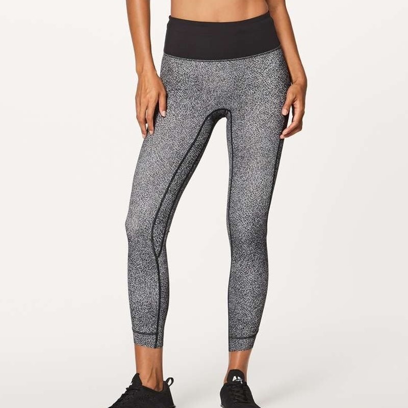 Lulmon Womens Run The Day 7/8 High Rise Leggings Black White 24 Inseam