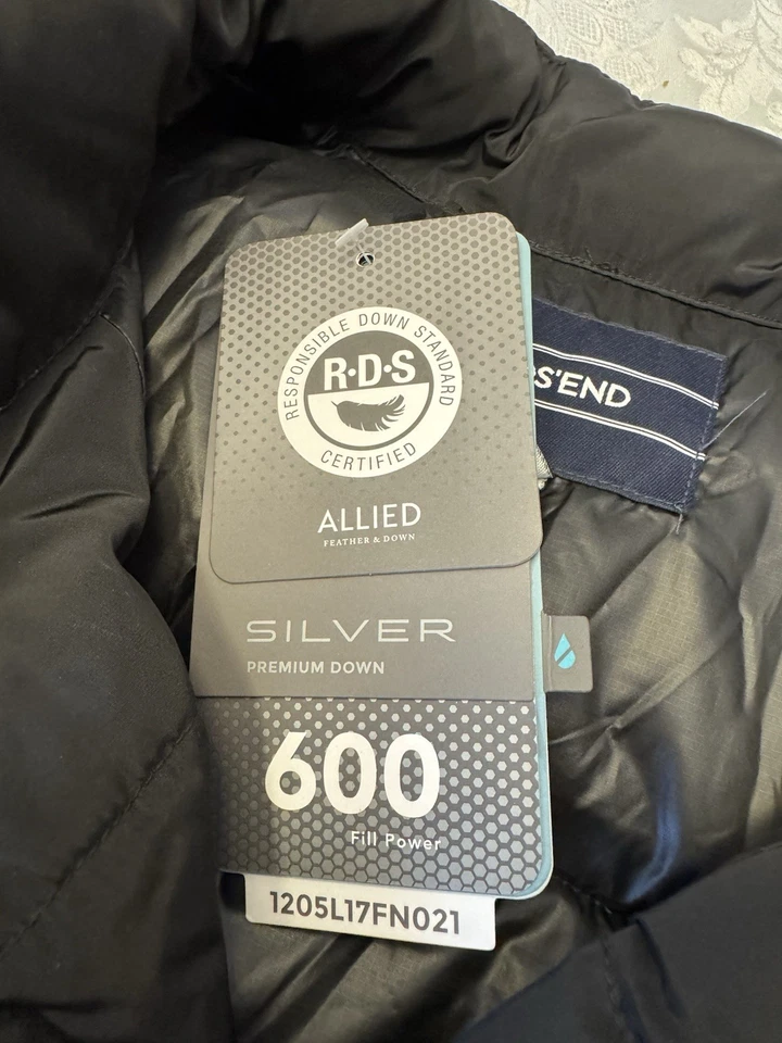 Lands’ End Med 38-40 Black Down Vest Silver Premium Down 600 Fill Hyper Dry New - Image 4 of 4