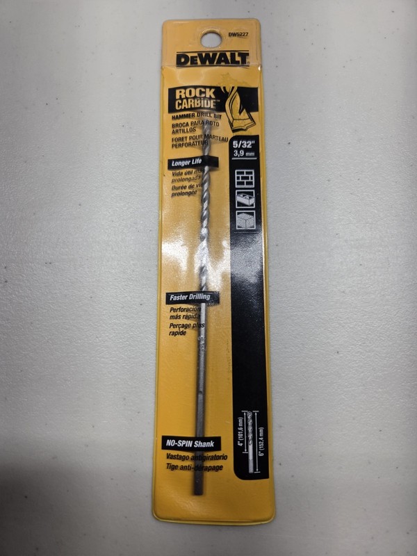 DeWalt DW5227 Rock Carbide Hammer Drill Bit diameter of 5/32" 3.9 mm