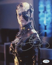 Jeri Ryan Star Trek Autographed Signed 8x10 Photo ACOA