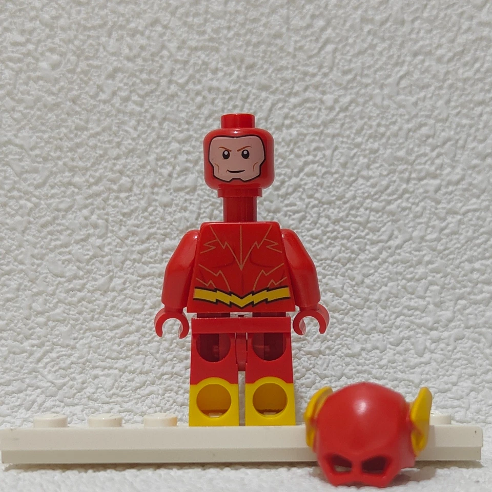 LEGO Super Heroes Batman II sh0549 Minifigura The Flash Botas Amarillas Desde 76117 Foto 2 de 3