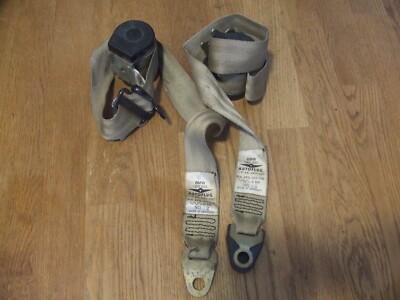 BMW E12 Sicherheitsgurt Autoflug vorne beige AFG-006279 BMW 1821033