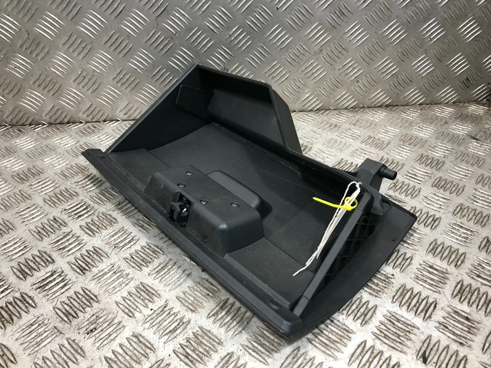 Relay Boxer Ducato 07On Dash Board Glove Box Passenger 8218HR