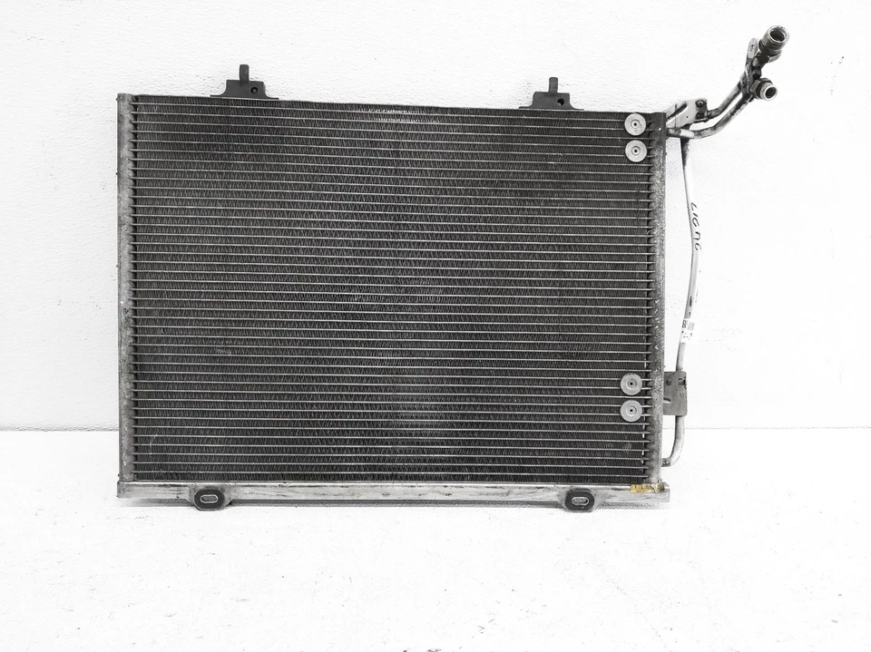 Mercedes-Benz Clk320 2000 aire acondicionado aire acondicionado condensador *3,2 L *líneas dobladas Foto 2 de 4