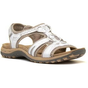 ladies walking sandals size 4