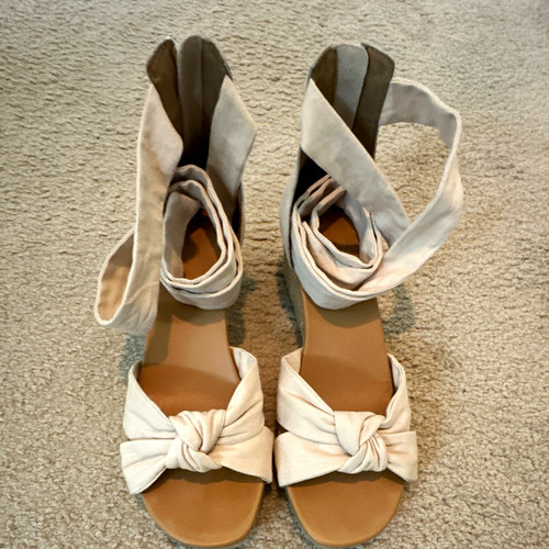 UGG Women’s Beige Wedge Sandals Bow Knot Front Back Zip Ankle Strap
