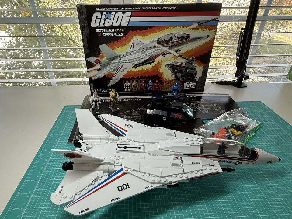 Mega Construx GI Joe SKYSTRIKER XP-14F VS. COBRA HISS TANK Complete w/ Box 2025 - Image 3 of 4