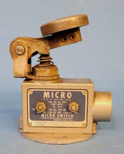 HONEYWELL MICROSWITCH  SNAP SWITCH P/N: BZE-2RQ4