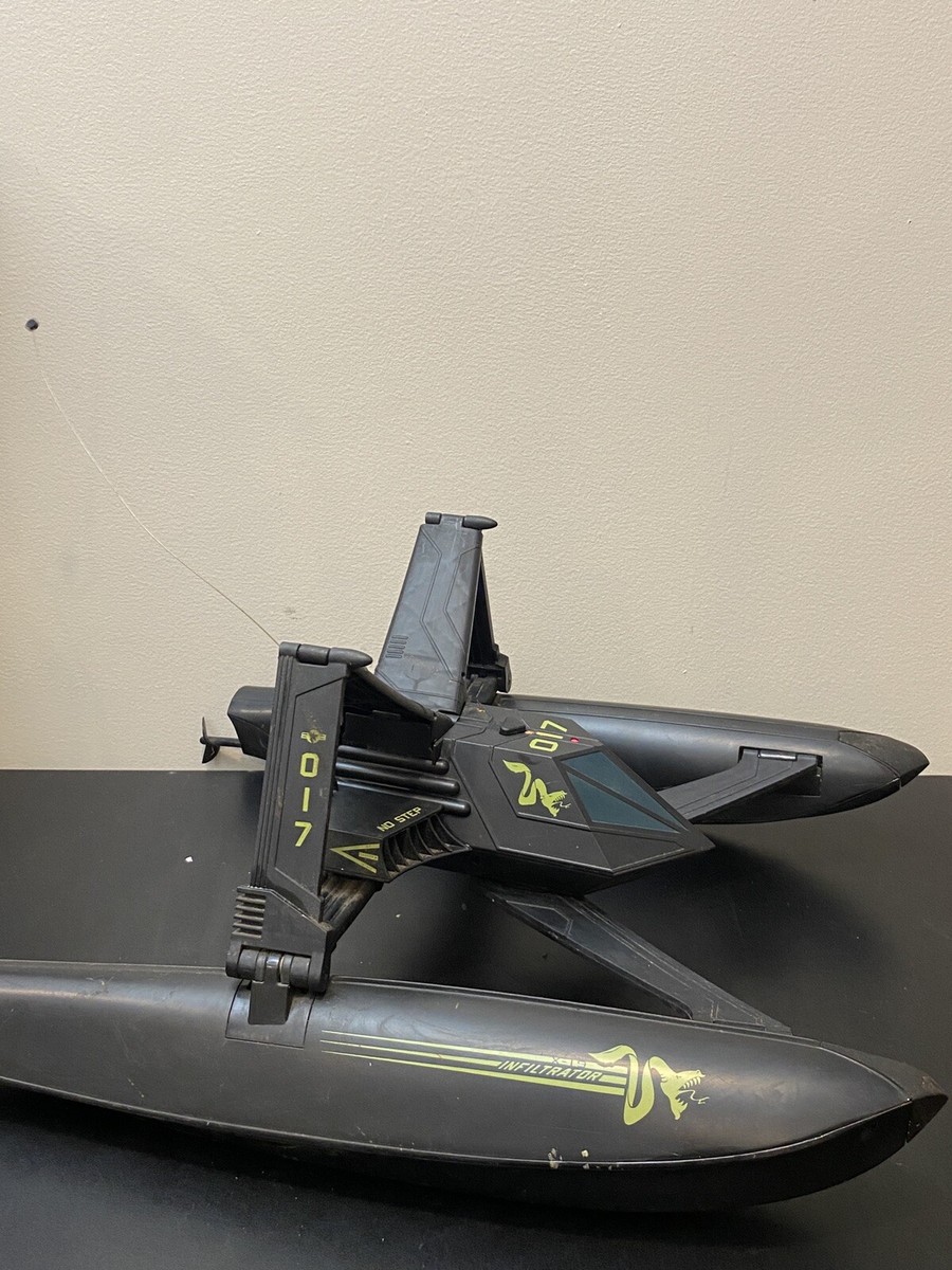 R/C Speed Boat Racing Flying Shadow Shifter Infiltrator Stealth