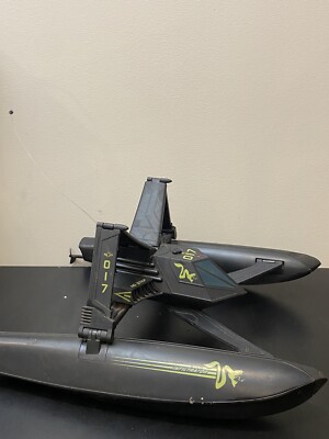 R/C Speed Boat Racing Flying Shadow Shifter Infiltrator Stealth UNTESTED UNIT