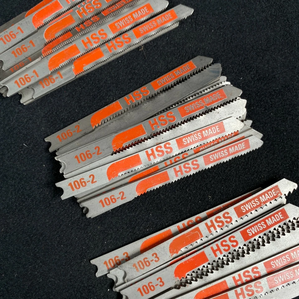 60 Black & Decker 'U' Shank Jigsaw Blade Set for Sheet Metal 0.2mm - 6mm - Image 3 of 4