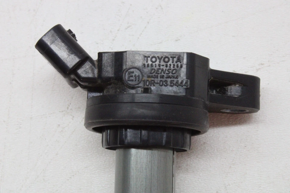 Toyota Prius V 2012 bobina de encendido OEM 12 13 14 15 16 17 18 19 Foto 4 de 4